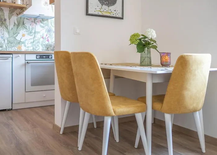 Linden House Flat Apartament *