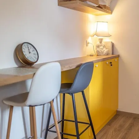 Linden House - A Lovely In Апартаменты