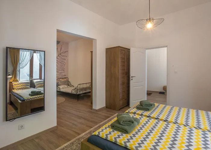 Linden House Flat Lägenhet Varna